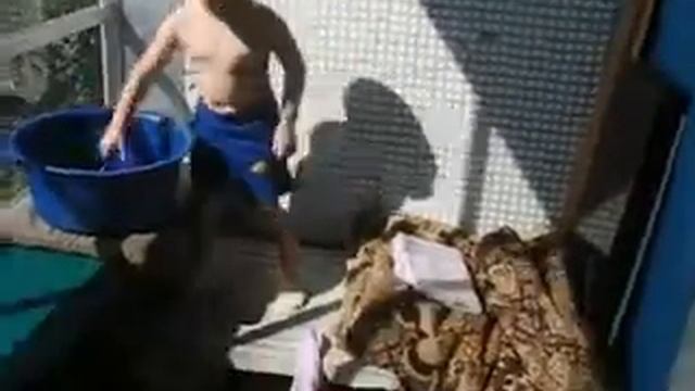 вешаем белье смотреть онлайн