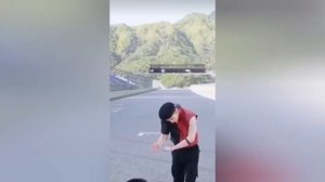 хёнджин на протяжении 1 минуты и 40 секунд ведёт себя как драма квин #straykids #хёнджин #стрейкидс