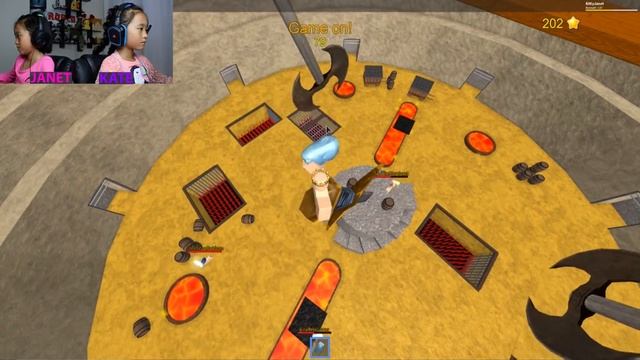 Roblox: Pillow Fight Simulator 2018 / MINIGAMES WITH PILLOWS! смотреть онлайн