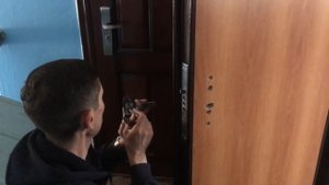 Ремонт дверной ручки входной двери