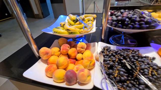 Belek Beach Resort ***** Bogazkent. Mittagessen, Обед в главном ресторане.Pide, Gösleme у пляжа. смотреть онлайн