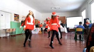 НОВОГОДНИЙ ТАНЕЦ СНЕГУРОЧЕК