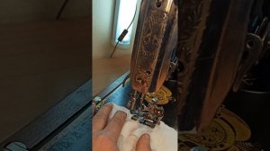 Устройство (лапка) изготовления складок для Зингер 66.