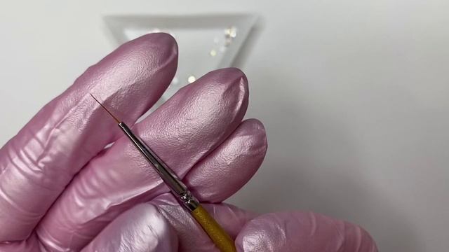 Как клеить стразы НА ВЕСЬ НОГОТЬ | Маникюр со стразами | Как закрепить стразы, чтобы они держались смотреть онлайн