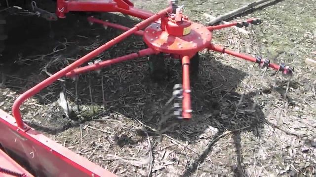 Грабли ворошилки роторные компании TOPFERMER смотреть онлайн