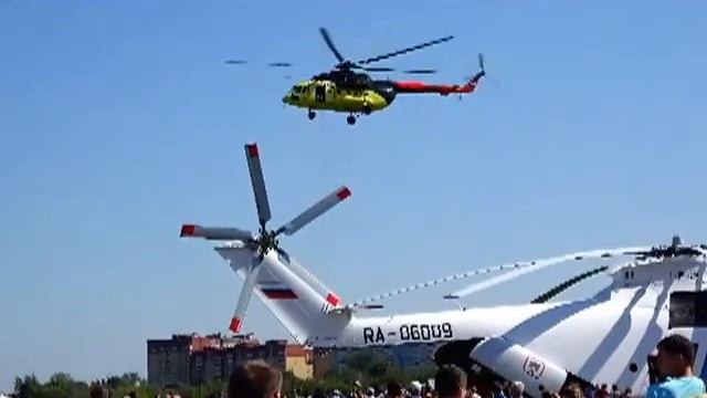 Праздник авиации в Тюмени 13.08.16г. ЮТэйр . смотреть онлайн