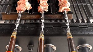 Шашлык на CHAR-BROIL GAS2COAL HYBRID использовал угли