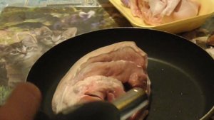 Как замариновать свиную рульку