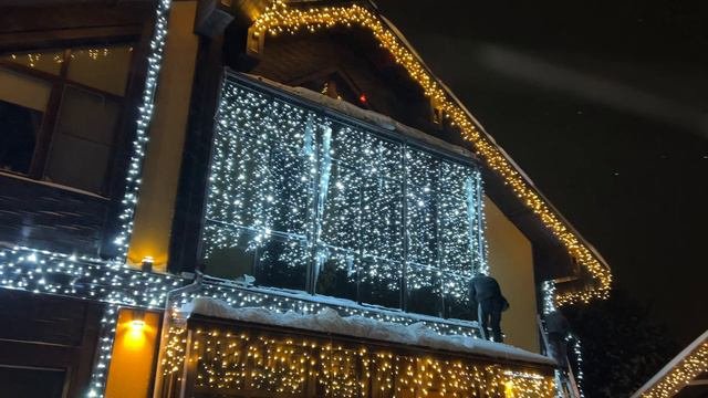 Уличное освещение загородного дома
