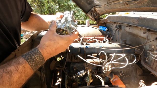 SO MUCH FOR SHOWING ROBERT UP | IS AARON'S 66' FORD ARMY TRUCK DOWN FOR GOOD | CARB CHANGE AND MORE смотреть онлайн