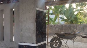 Тонкости укладки плитки на неровные стены 2020 | DIY Creative