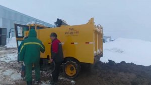 Навозоуборщик в 9QD ZM2 8 работе