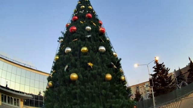 Новая ёлка в Камышине. 2019 г. 13.12.2019 смотреть онлайн