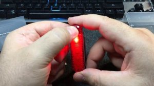 Задний фонарь на велосипед - Lumintop BT1 - изумрудно красный