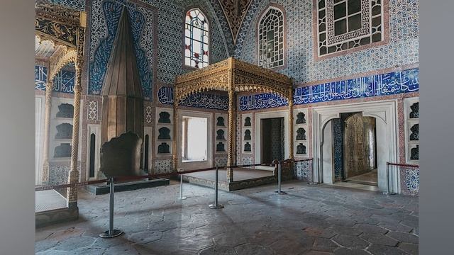 Дворец Султана Сулеймана - Топкапы. Пустой Стамбул. Галатский мост. Осень в Стамбуле.