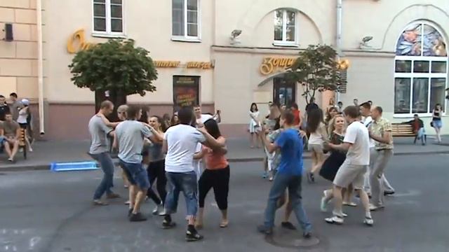 Оpen air на Карла Маркса. Зук - руэда. 7 июля 2013 года. смотреть онлайн