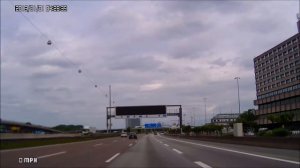 Очень красивый аэропорт Франкфурта-на-Майне.Германия.Путешествие на машине по Европе