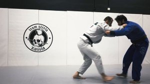 Как затягивать в гард? Часть 2. Базовый пулл - гард .Ошибки. Выход на рычаг локтя.