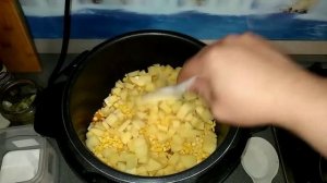 Мультиварка готовим гороховый суп с копчёными ребрами