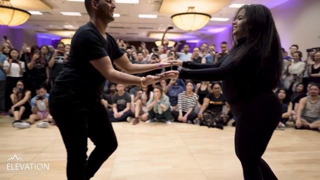 Felipe & Bruna | Elevation Zouk Festival 2022 - Brazilian Zouk demo | Vega Almohalla - En El Aire смотреть онлайн