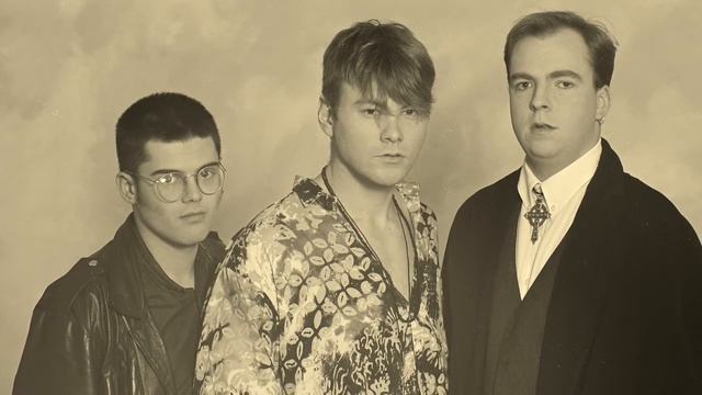 Ikon - Third Dimension (8 track home demo) смотреть онлайн