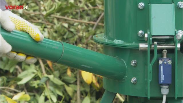 voran professional composter - shredding hedge trimmings смотреть онлайн