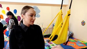 Супруга Главы КБР Лиана Кокова вручила подарки детишкам с ОВЗ