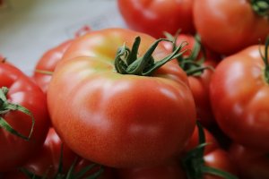 ЛУЧШИЕ КРУПНОПЛОДНЫЕ,УРОЖАЙНЫЕ И ГЛАВНОЕ ВКУСНЫЕ ТОМАТЫ ЭТОГО СЕЗОНА.(2ч)Мои результаты.