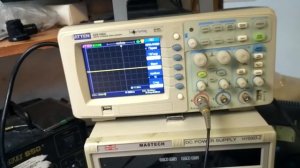 Alpine PDX-M6 - постоянка на выходе при включении