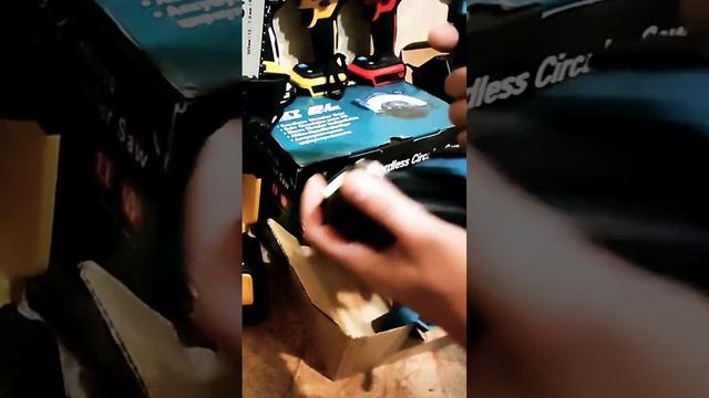 макита из Китая. смотреть онлайн