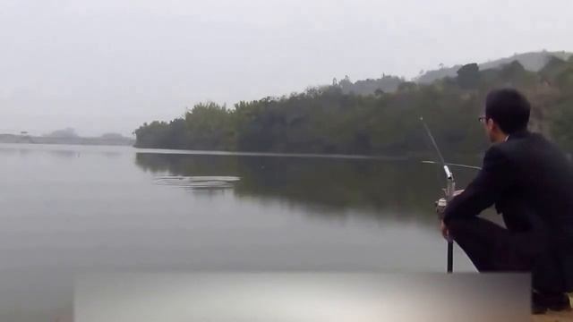 Рыбалка на спиннинг, самоподсекающая удочка fishergoman, телескопическая удочка спиннинг смотреть онлайн