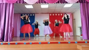 танец "ягода малинка"