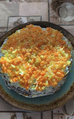 Печёночный торт с морковкой и луком