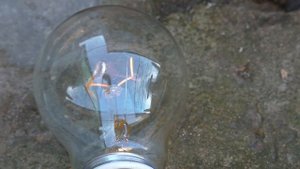 Если лампу 220 Вольт подключить к сварочному