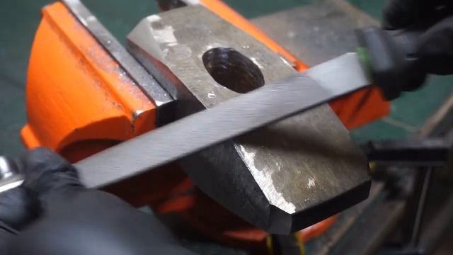 Viking Hammer Restoration - Junk Hammer Reborn Into Something Amazing .mp4