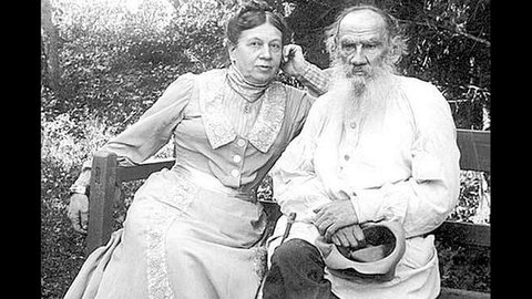 Бедная, бедная Софья Андреевна (и Лев Николаевич тоже бедный)