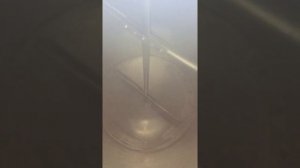 Производство жидкого мыла. Производство жидкого средства для стирки. Производство мыла.