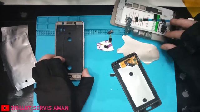 Samsung Galaxy J5(2016) LCD | Home Button Repair. смотреть онлайн