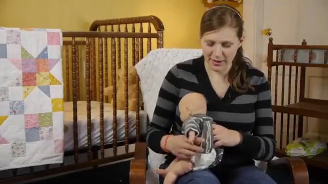 How to Check a Diaper смотреть онлайн