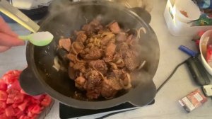 Шурпа в казане. Очень вкусно!