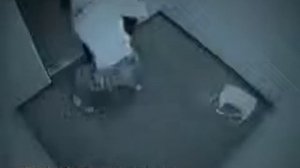 девушка показала кто в лифте хозяин