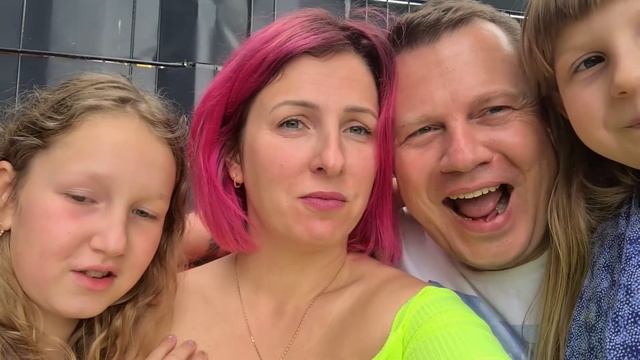 Наша собака Герда беременна Мы не знаем от кого Мама рыдает Настя и Аня счастливы Влог N2S смотреть онлайн