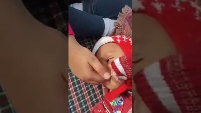 Chhote Bacchon Ko Bina Nipple Ke Kaise Chup Karaen