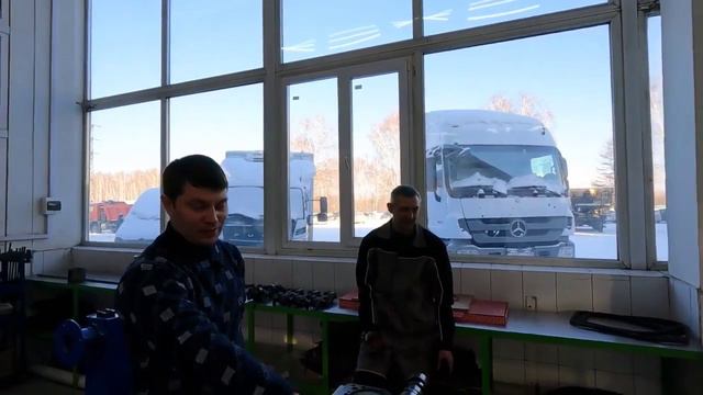 Обзор грузового автосервиса Автотрак от блогера.