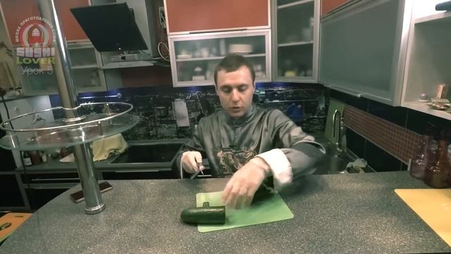 Урок 5 - Готовим курицу, овощи, омлет для суши смотреть онлайн