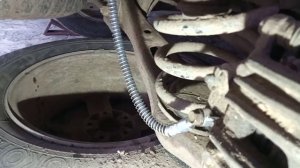 Замена задних тормозных шлангов Санта Фе 2