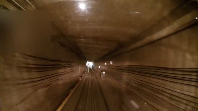 от Водного Стадиона до ... или почему поезда метро стоят в туннеле