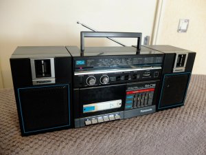 Panasonic rx-c34 portable stereo boombox cassette выпуск в сингапуре 1896 год.