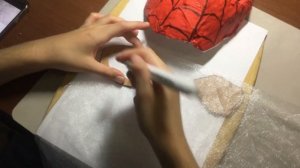 Как сделать маску Человека-Паука из картона. How to make a Spider-Man mask from cardboard.