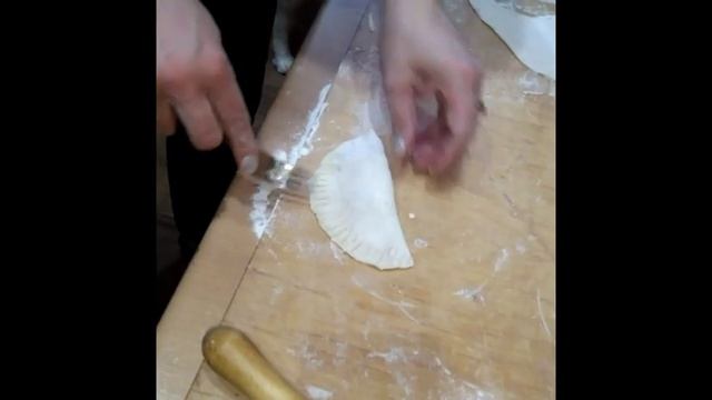 Чебуреки дома - легко, быстро и главное вкусно !